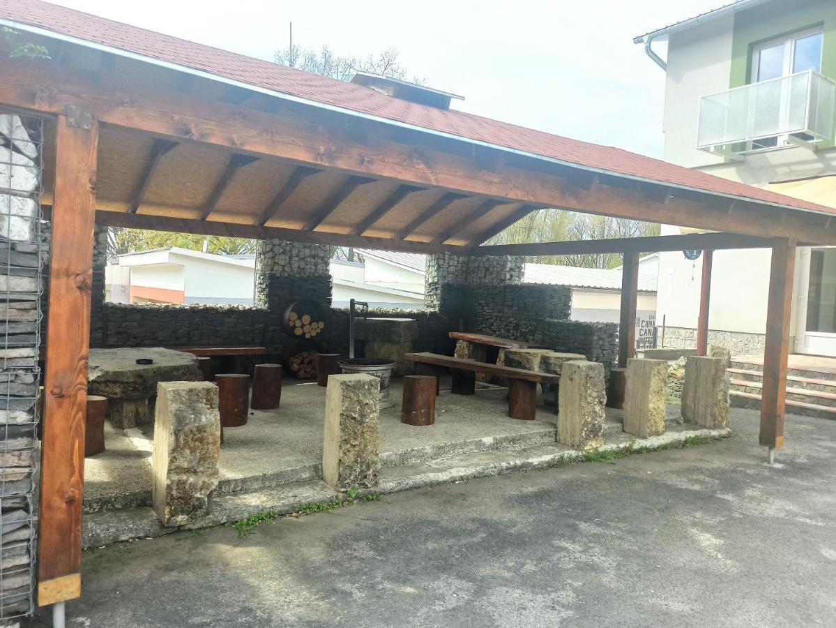 Motel Šofér Volkovce Extérieur photo